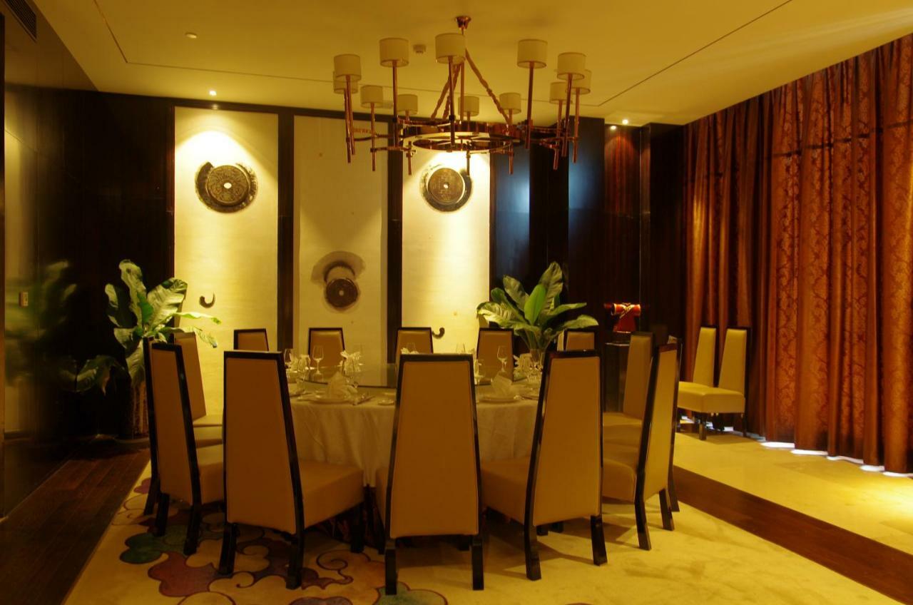 Argyle Grand Hotel Qianxinan Esterno foto